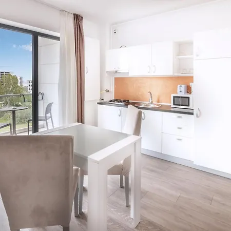 아파트호텔 Miramare