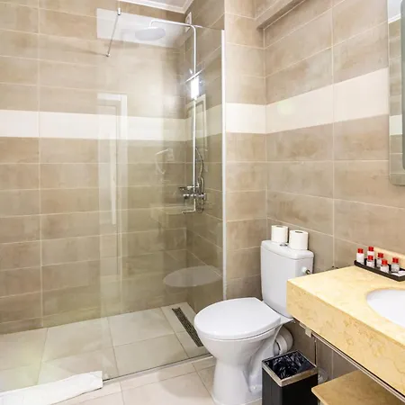 Lägenhetshotell Miramare 3*