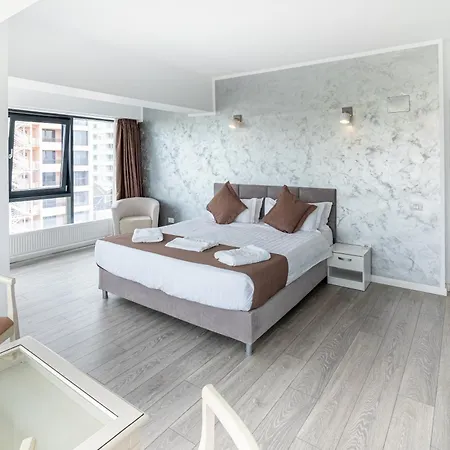 Apartahotel Miramare 3*