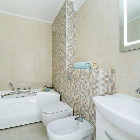 Miramare Lägenhetshotell Năvodari