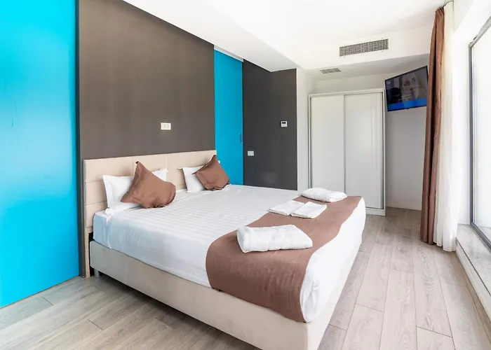 Miramare Нэводари