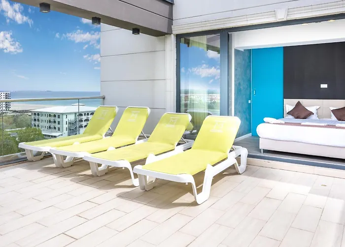 Miramare Апарт-отель 3*