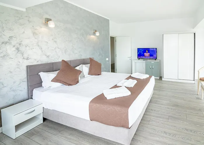 Miramare 3* Нэводари