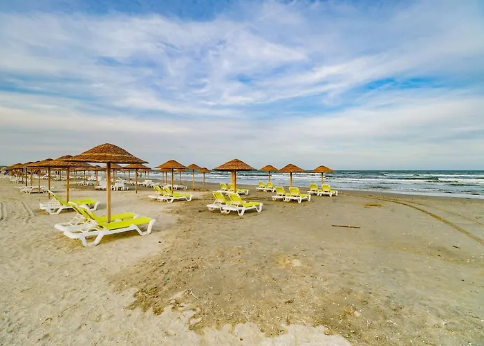 Miramare Апарт-отель Нэводари